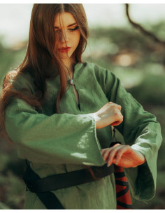 Camicia medievale in lino modello Galatea, colore verde 2