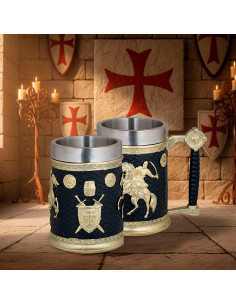 Tazza medievale ornamentale in resina di cavalieri templari