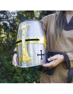 El casco templare modello Sugarloaf, S. XII-XIII