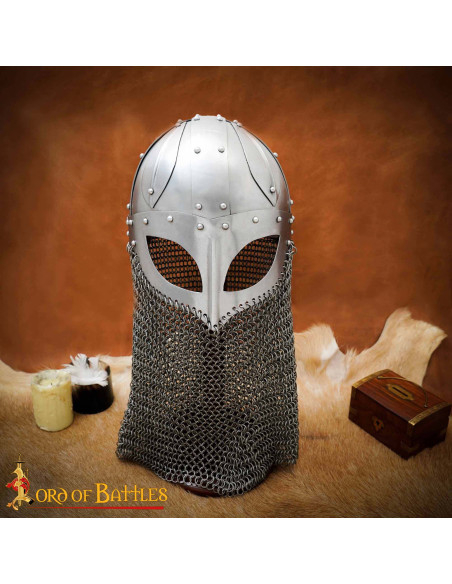 Casco vichingo con visiera e cotta di...