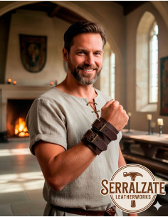 Bracciale medievale regolabile da cavaliere in marrone, 1...