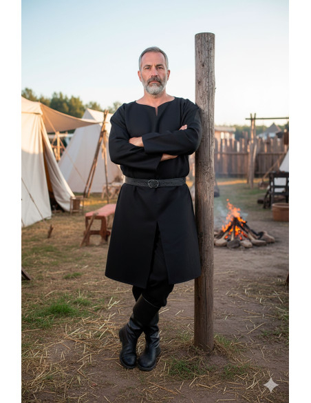 Tunica medievale Dakan in nero