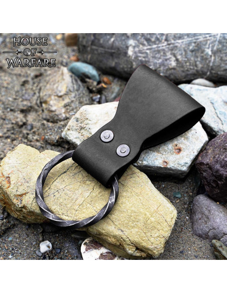 Fascino in cuoio con anello...