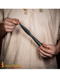 Punta di lancia medievale in acciaio forgiato (21 cm.) 2