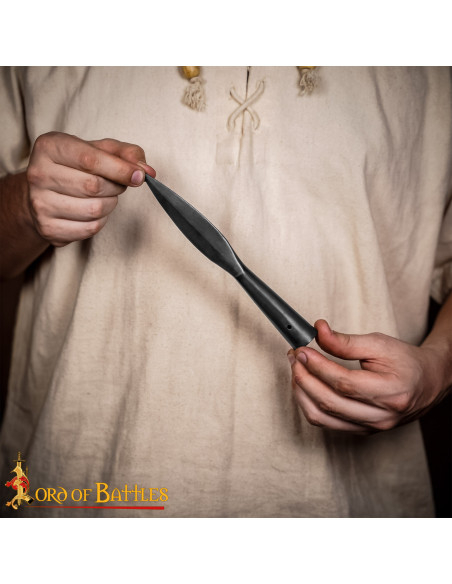 Punta di lancia medievale in acciaio...