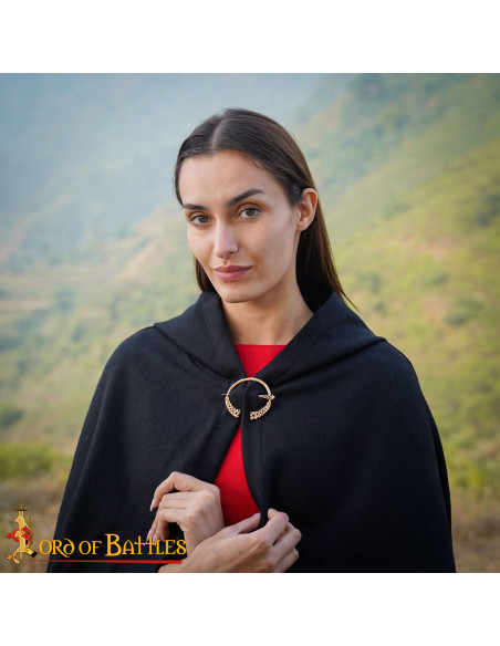 Spilla vichinga in bronzo intrecciato... Spilla vichinga in bronzo intrecciato...