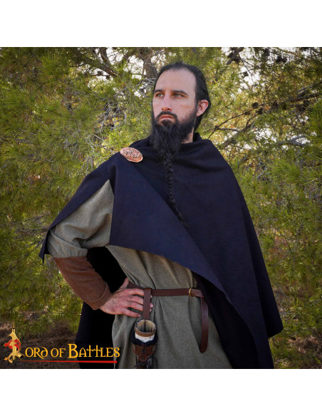 Spilla vichinga ovale del IX secolo... Spilla vichinga ovale del IX secolo...