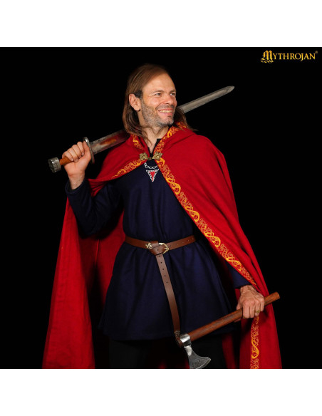 Cappa medievale in lana con bordi...