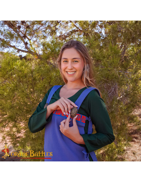 Fibbie medievale vichinga a forma di...