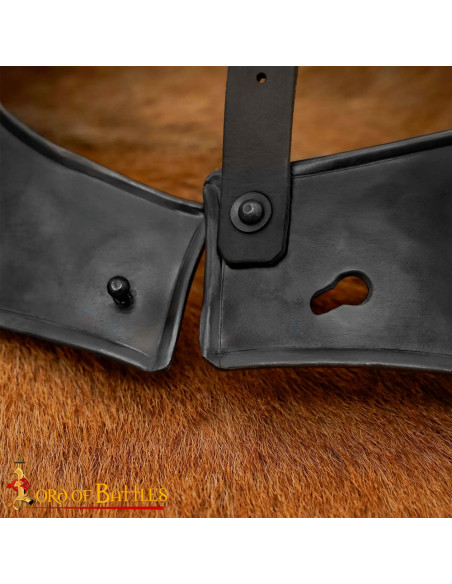 Gorgiera medievale semplice, finitura...