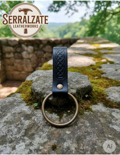 Tahalí con nodi celtici per appenderci ascia, nero