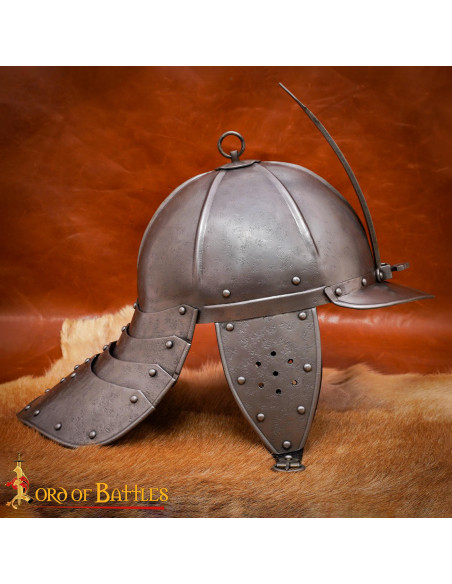 Casco medieval Zischägge coda di...