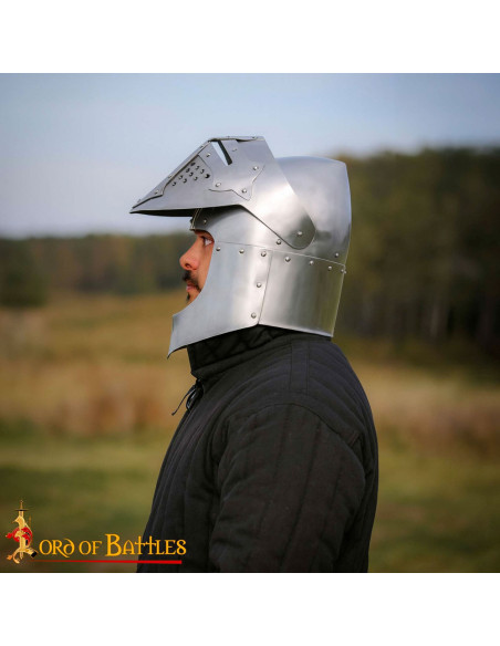 Bacino da cavaliere con visiera del...