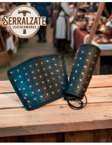 Bracciali rinforzati medievali Evan in nero