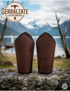 Gambali vichinghi con scaglie in cuoio marrone