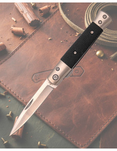 Coltello a scalpello marca Third, lama di 7,5 cm.