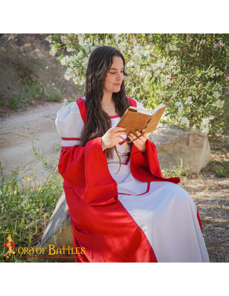 Diario medieval con copertina in... Diario medieval con copertina in...