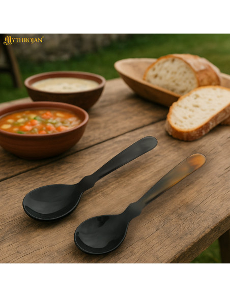 Set 2 cucchiai medievali in corno di bue Set 2 cucchiai medievali in corno di bue