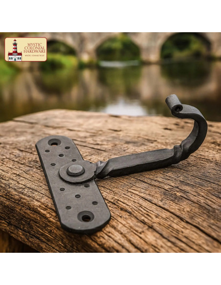 Supporto rustico da parete forgiato a...