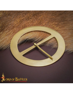Fibbia medievale rotonda in ottone (9,5 cm)