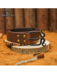 Fibbia medievale rustica forgiata (6,3x4,2 cm) 2