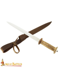 Rondel medievale: impugnatura in legno e fodero in cuoio 2