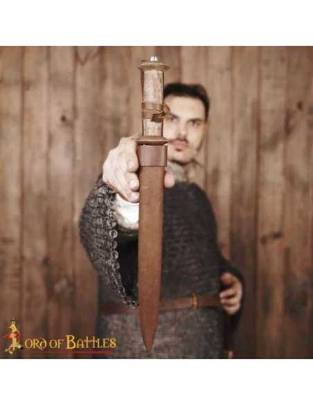 Rondel medievale: impugnatura in...