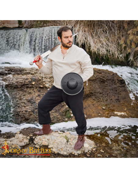 Brocche medievale in acciaio nera,...