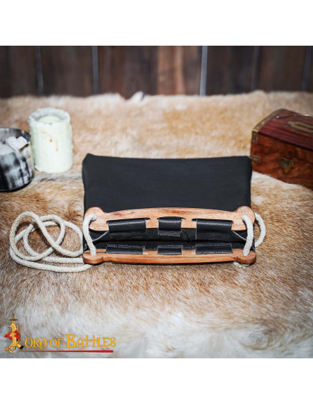 Bolso vikingo modelo Hedeby en cuero...