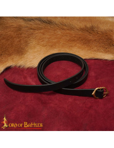 Cintura medieval in pelle con fibbia in bronzo 2