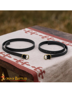 Giarrettiere medievali in pelle nera per calzoni