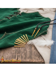 Set 100 herretes medievales en latón para cordones