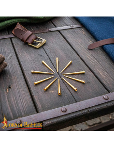 Set 100 herretes medievales en latón para cordones 2