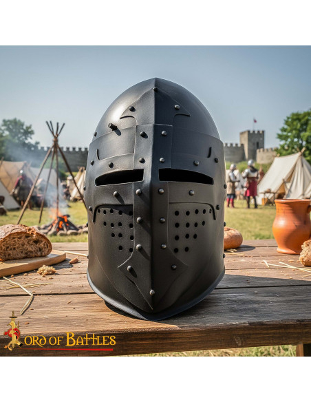 Bacinete medievale con visiera...