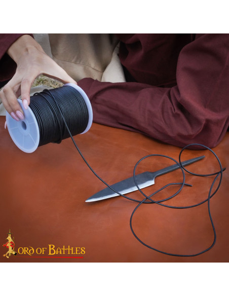 Bobina di cordone in cuoio genuino...