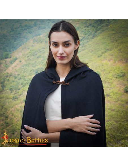 Chiusura di mantello vichingo design...