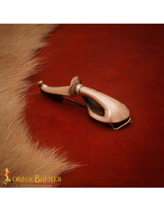 Fibula romana del IV siglo in bronzo invecchiato