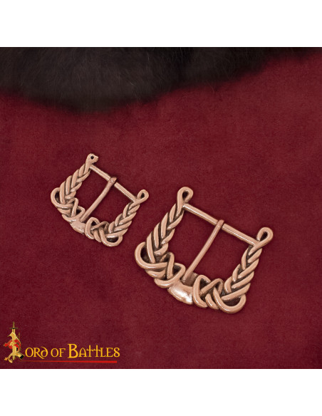 Fibbia vichinga IX-X secolo design a...