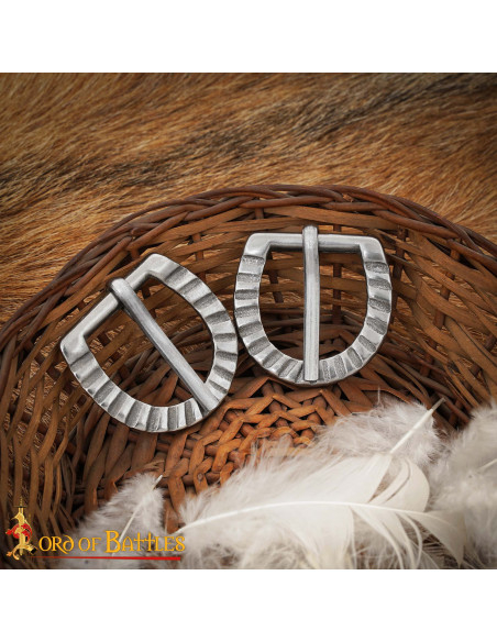 Fibbia medievale rustica in ferro...