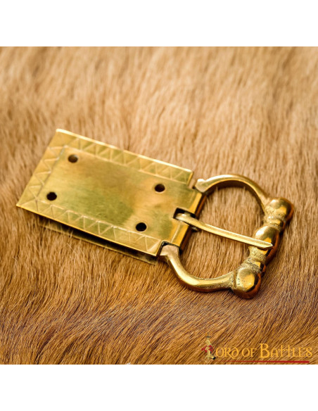 Fibbia e terminale medievale per...