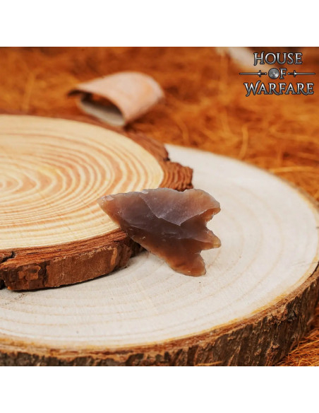 Punta di freccia storica in selce (4 cm)