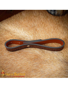 Cintura in cuoio celtico artigianale per brocca... 2