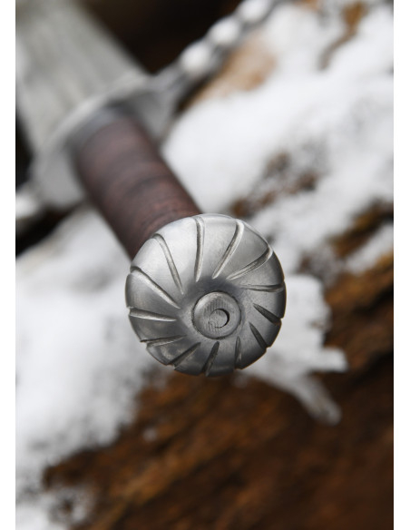 Spada bastarda con fodero, funzionante