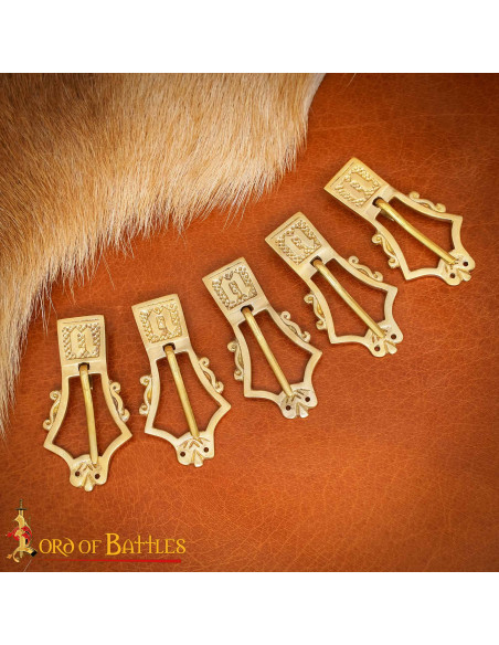 Set di 5 fibbie in ottone a forma di...