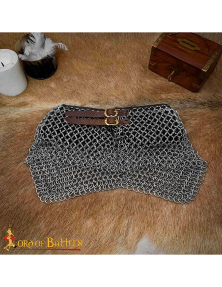 Gorgiera a rete medievale in acciaio...