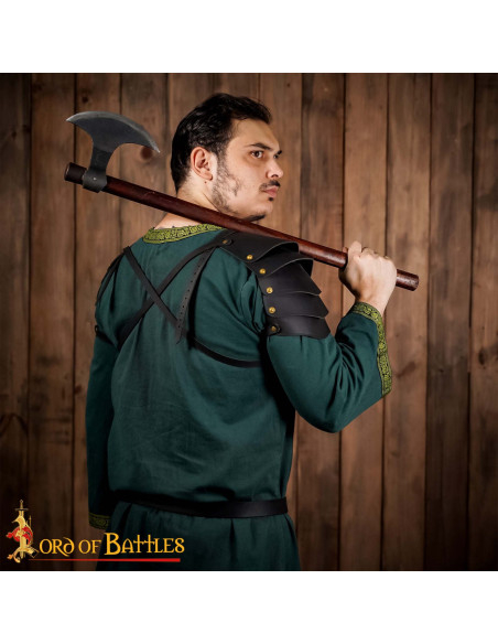 Spalline in pelle vichinghe per LARP...