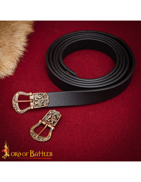 Fibbia vichinga del X secolo per...