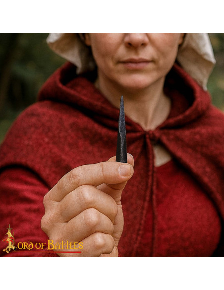 Punta di freccia in ferro battuto...