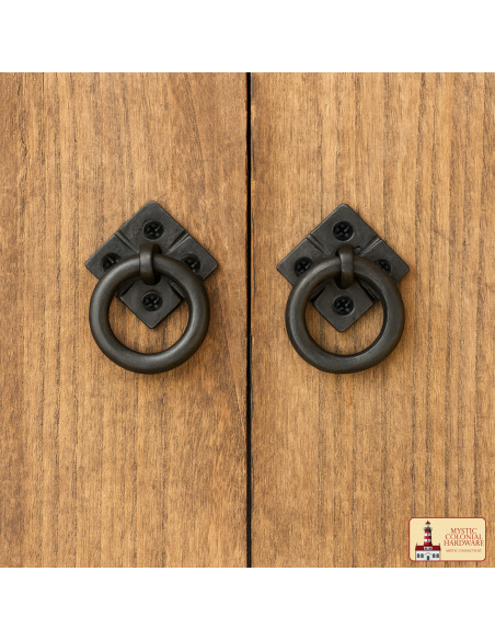 Maniglia rustica in ghisa per mobili