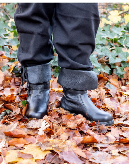 Stivali medievali in pelle modello...